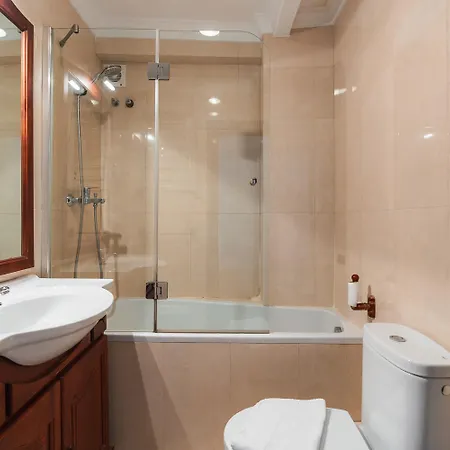 Tuguest Huelin Apartment *