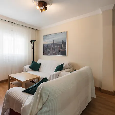 Tuguest Huelin Apartment